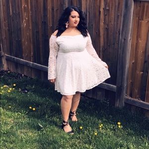 White plus size dress